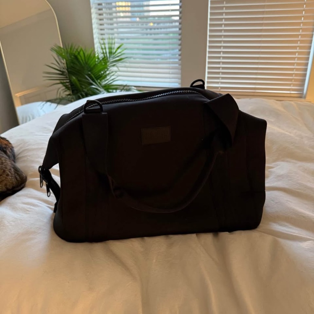 Dagne Dover Black Travel Bag
